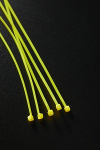 Bridas de Nylon Autoblocantes de Alta Calidad de 3.5*370mm, Resistentes a la Tensión, Ecológicas, para Uso Industrial, Personalizadas, Directo de Fábrica Angke - Product Image 2