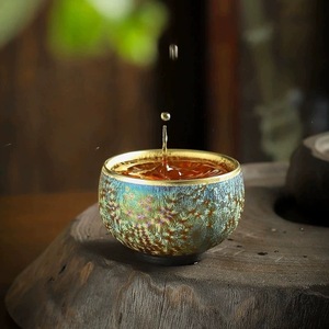 Tazza <span class=keywords><strong>da</strong></span> tè iridescente Kiln-Change Premium, tazza <span class=keywords><strong>da</strong></span> maestro fatta a mano, <span class=keywords><strong>collezione</strong></span> di <span class=keywords><strong>tazze</strong></span> <span class=keywords><strong>da</strong></span> tè in ceramica dorata, tazza <span class=keywords><strong>da</strong></span> tè Kung Fu. - Product Image 1