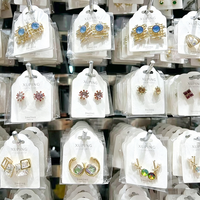Boucles d'oreilles tendance Xuping en plaqué or avec pierres colorées, cristaux, fleurs, nœuds et papillons pour femmes
