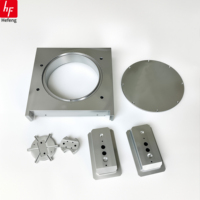 CNC de haute précision sur mesure pour l'usinage de pièces en acier inoxydable et en aluminium, boîtiers de machines de précision, composants complexes, perçage