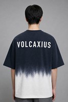 Service personnalisé OEM/ODM T-shirt vierge épais 240 GSM en coton 100% filé à anneaux, coupe moderne minimaliste, alternative de luxe pour marques de luxe