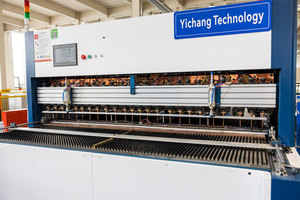 เครื่องเชื่อมจุดอัตโนมัติ CNC แบบลมสำหรับงานผลิตแผงชั้นวางตู้ - Product Image 2