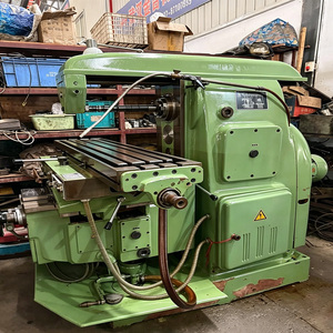 Industrial Vertical Manual Milling Machine with 3-Axis Feed Control and 1270x254mm <b>Working</b> <b>Table</b> - Product Image 6