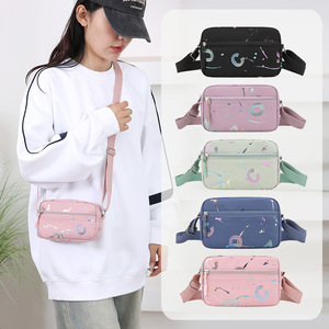Sac à bandoulière décontracté pour femme, léger, imperméable, en nylon, avec fermeture éclair, petit sac tendance, sport, téléphone portable - Product Image 1