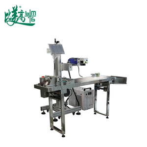 Marqueur laser UV à convoyeur servo pour bois/cuir, cartons, avec autofocus, multifonctionnel, pagination automatique, codage de date et gravure - Product Image 4
