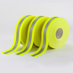 Ruban fluorescent haute visibilité résistance au feu <span class=keywords><strong>rétro</strong></span> ignifuge avertissement <span class=keywords><strong>bande</strong></span> de sécurité FR <span class=keywords><strong>bande</strong></span> <span class=keywords><strong>réfléchissante</strong></span> avec trous - Product Image 3