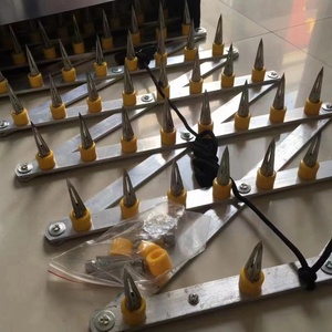 Manual Retractable Traffic <strong>Spikes</strong> Obstruction <strong>Barrier</strong> Road Barricade Control Roadblock Tyre Killer - Product Image 3