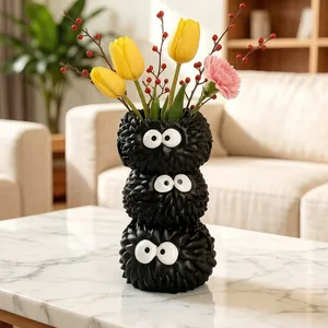 Vase à fleurs en résine noir créatif personnalisé en gros, motif monstre mignon et moelleux, décoration d'intérieur, cadeau, ornement - Product Image 1