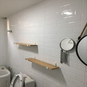 Estantería pequeña de madera para bebé, soporte de roble - Product Image 2