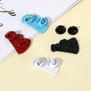 Toptan amigo Cheer Pin spor rozet broş yaka iğneler moda sırt çantası dekorasyon giyim alaşım emaye broş Pin - Product Image 3