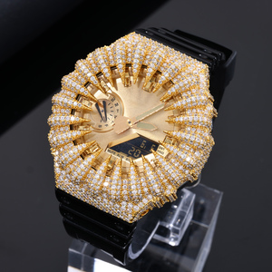Vente en gros usine : Accessoires de montre, boîtier de montre griffe d'ours plaqué <span class=keywords><strong>or</strong></span> avec diamants Moissanite VVS pour GA2100 - Product Image 2