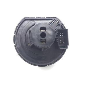 Interrupteur de phare (OE: 5GG 941 431 D) pour <span class=keywords><strong>TIGUAN</strong></span> CUPRA <span class=keywords><strong>TAIGO</strong></span> TOURAN GOLF - Product Image 4