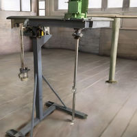 Mélangeur-disperseur industriel à cisaillement élevé avec moteur à vitesse variable pour le traitement des revêtements, des adhésifs et des produits chimiques