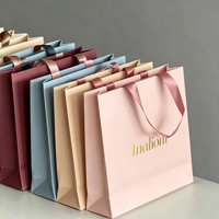 Sac de courses en carton blanc recyclable robuste, logo personnalisé, aspect délicat et luxueux, charge maximale de 6 à 9 kg, emballage multi-usages pour chaussures