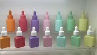 Cosmético 5ml a 20ml Blanco Rosa Azul Púrpura Forma de cilindro vacío con tapón de rosca Botella cuentagotas de vidrio para suero para el cuidado de la piel