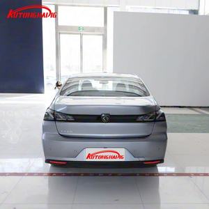 Dongfeng <span class=keywords><strong>Peugeot</strong></span> 408 Nouvelle voiture 2026 1.5T 173CV 6AT Essence Berline de luxe Voiture à essence Nouvelles voitures 2026 Chine Vente en gros automobile - Product Image 4