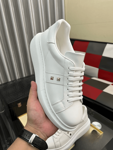 Alexander - Zapatillas Deportivas Retro con Plataforma y Cordones, Diseño a Cuadros, Parte Superior de Cuero Genuino, Entresuela Ligera y Cómoda, Mc.Queen - Product Image 5