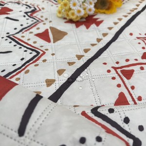 Coperta da Picnic Pieghevole Impermeabile Riciclata con Cinghia Personalizzata e Design Stampato, Tappetino da Picnic in Plastica, Lussuoso Tappeto da Gioco per Bambini - Product Image 4