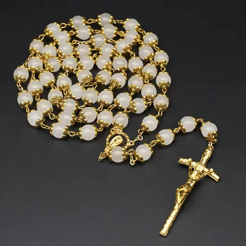 Sıcak satmak tespih doğal kristal beyaz yeşim dini tespih altın kaplama Jesuss çapraz Maria madalya kolye