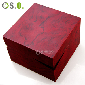 Caja de Reloj de Madera Roja de Alta Calidad, Caja de Reloj de Cuero de Lujo con Inserto de Terciopelo y Almohadilla para Reloj - Product Image 4
