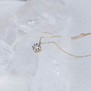 <span class=keywords><strong>Chris</strong></span> April venta al por mayor oro sólido diamante Natural redondo brillante corte bicolor rombo joyería colgante collar - Product Image 4