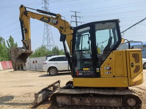 Excavadora Compacta CAT 306.5 con Cabina Cerrada, Peso Operativo de 6 Toneladas, Capacidad de Excavación de 0.12m³ - Product Image 1