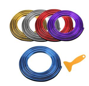 Tira Decorativa Autoadhesiva para el Interior del Automóvil, Moldura Decorativa, Cubre Huecos, Adhesivo para el Tablero y las Puertas, Protección Contra Rayones - Product Image 1