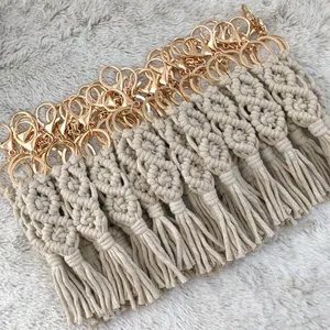 Macrame keychain thin