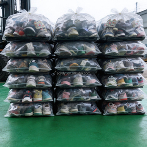 S08 Zapatos Infantiles Usados al Por Mayor a Precio de Fábrica, Zapatos de Segunda Mano de Marca de Alta Calidad, Venta al Por Mayor de Lotes Mixtos de Zapatos para Niños - Product Image 1