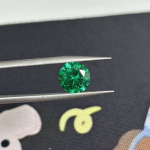 ลูกปัดพลอยเทียมสีเขียว Tsavorite เกรด 5A จากโรงงานโดยตรง รูปทรงกลม สำหรับทำสร้อยคอ DIY และเครื่องประดับ - Product Image 4