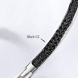 Boucles d'oreilles créoles créoles à charnière noir pavé bohème Glam tendance de la mode en argent Sterling 925 bijoux modernes originaux pour les femmes - Product Image 3