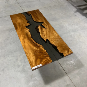 Table en bois et acier sur mesure pour salle de réunion, bureau, restaurant, avec base de pieds en bois, noyer noir d'Amérique du Sud, résine époxy - Product Image 1