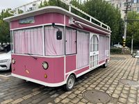 Camion de vente de vêtements multifonctionnel, boutique de mode mobile, remorque d'exposition de vêtements personnalisée à vendre
