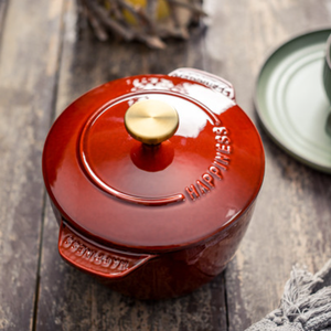 Petite casserole ronde <span class=keywords><strong>française</strong></span> <span class=keywords><strong>en</strong></span> <span class=keywords><strong>fonte</strong></span> émaillée rouge avec couvercle <span class=keywords><strong>en</strong></span> <span class=keywords><strong>fonte</strong></span>, deux poignées, écologique - Product Image 6