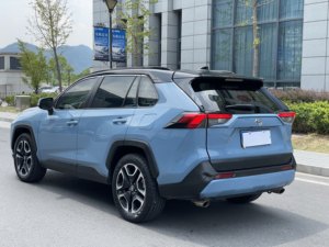 La <span class=keywords><strong>Toyota</strong></span> <span class=keywords><strong>RAV4</strong></span> Rongfang 2.0L CVT 2020 à deux roues motrices, édition premium, véhicule essence professionnel, est exportée à bas <span class=keywords><strong>prix</strong></span> - Product Image 5