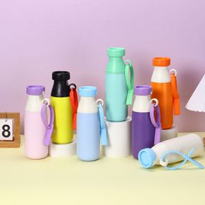 Bouteille d'eau isotherme en acier inoxydable Amz Hot, écologique, sans BPA, 17 oz, avec poignée en silicone, pour étudiants, garde au chaud/au froid - Product Image 1