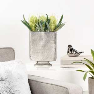 Decorative Living Room Modern <b>Table</b> Flower Vase for Home Decor Latest Design Modern Design Aluminium Flower Planters - Product Image 1