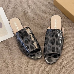 Sandalias de tacón medio con estampado de leopardo para verano, talla grande, novedad, elegantes, sexys, de tacón grueso y una sola tira para mujer - Product Image 2