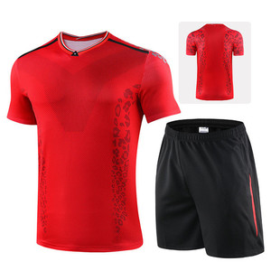 Maglia da <span class=keywords><strong>calcio</strong></span> per adulti/bambini Set da uomo comodi da <span class=keywords><strong>calcio</strong></span> maglia da <span class=keywords><strong>calcio</strong></span> per <span class=keywords><strong>squadra</strong></span> di <span class=keywords><strong>calcio</strong></span> in costume - Product Image 1