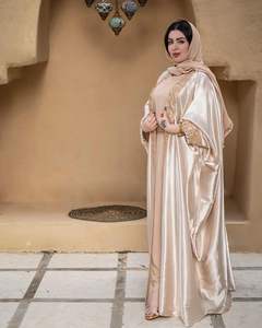 2025 U.CHIC Advanced Sense Design Vintage robe musulmane deux pièces en vrac avec décoration de cochon à l'envers grande taille pour l'été - Product Image 5