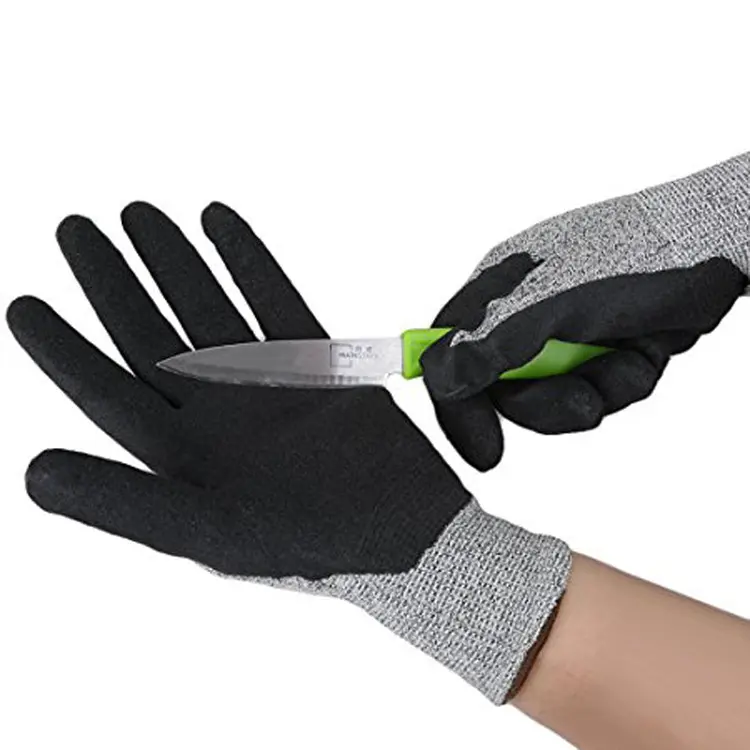 Venta al por mayor de guantes de seguridad resistentes al corte HPPE negro gris Nivel 5 personalizados para uso en la cocina guantes de trabajo anticorte para uso industrial