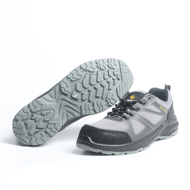 Modern Dynamic Style Sporty Sleek Look