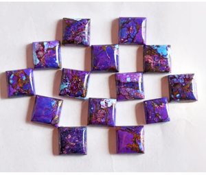 AMARA Cabujón de Cobre Turquesa Natural Morado de Forma Cuadrada con Reverso Plano, Gema Calibrada para Joyería, Anillos, Colgantes y Piedra de Nacimiento - Product Image 1