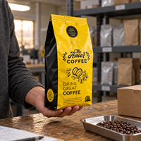 Sac d'emballage pour café jaune vif personnalisé avec soufflet latéral et valve de dégazage unidirectionnelle pour grains de café Arabica torréfiés