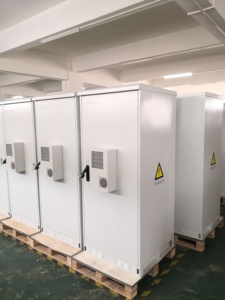 Support de serveur pour vélo électrique, stockage de <span class=keywords><strong>batterie</strong></span>, métal intérieur en acier inoxydable, boîtier ip65, armoire extérieure en fibre avec climatiseur - Product Image 3