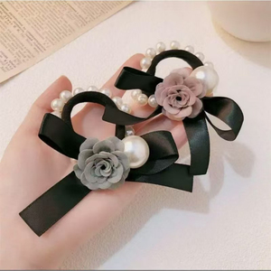 Coletero de Moda de Lujo Ligero con Lazo Negro y Flor, Diseño de Nicho Popular, Coleteros de Perlas para Mujer, Venta al por Mayor de Accesorios para el Cabello - Product Image 3