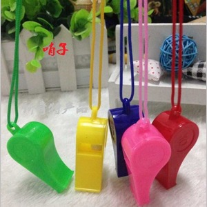 Silbatos de Plástico Coloridos 5x1.6x2cm No Tóxicos Para Niños Eventos Deportivos Fiestas de Cumpleaños Novedades - Product Image 1