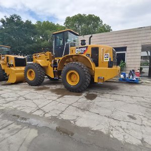 Chargeuse sur pneus CAT d'occasion Caterpillar CAT 950GC avec cabine confortable et châssis stable pour travaux agricoles et agricoles en milieu rural à vendre - Product Image 1