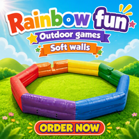 Structure gonflable octogonale pour jeu de Gaga Ball avec murs souples et porte d'entrée basse pour enfants, idéale pour les jeux en extérieur