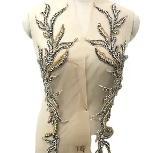 Belle robe à coudre en maille ornée de strass et perles, à coudre sur des appliqués, WDP-017,